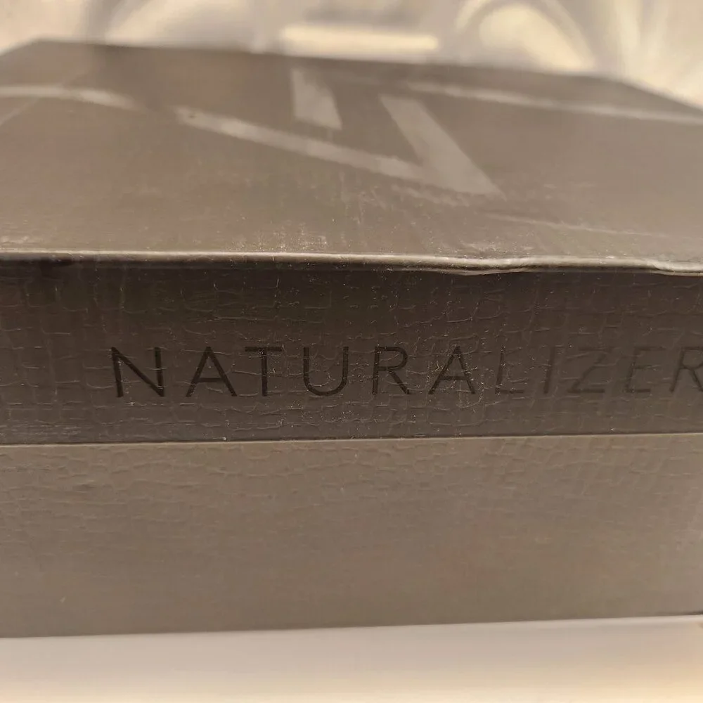 Naturalizer 27 Edit Leather Jaselle Satin Pearl Platform Sandals. NIB. Size 10.5